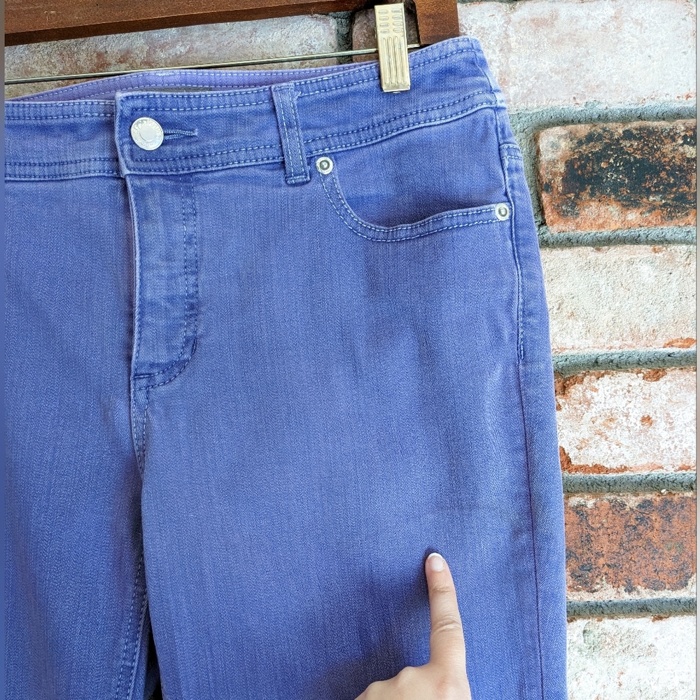 💐 Chico's Lavender Tapered Jeans Purple So Slimming Size 1 Medium 8 - Picture 5 of 8